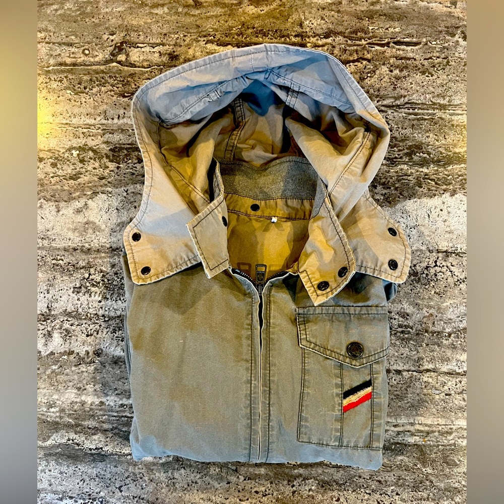 Moncler Jacket size 1 (small) LIKE NEW!